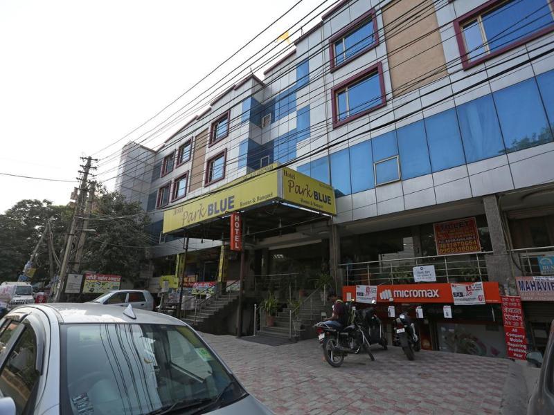 Capital O 7331 Hotel Downtown New Delhi Exterior photo