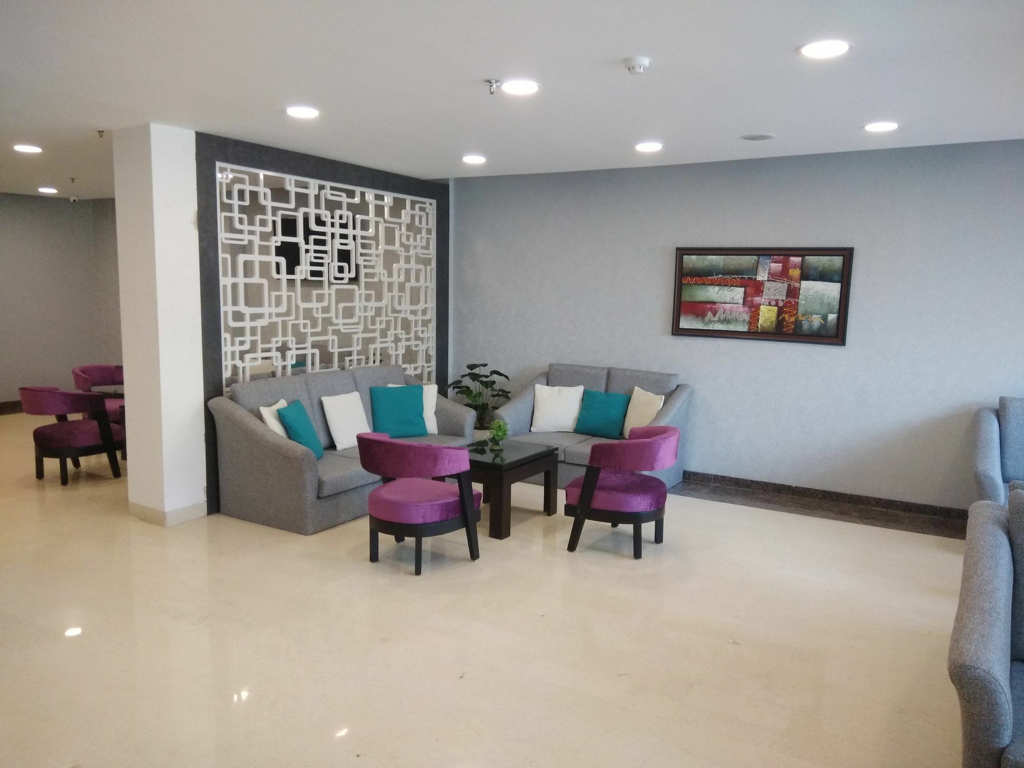 Capital O 7331 Hotel Downtown New Delhi Exterior photo