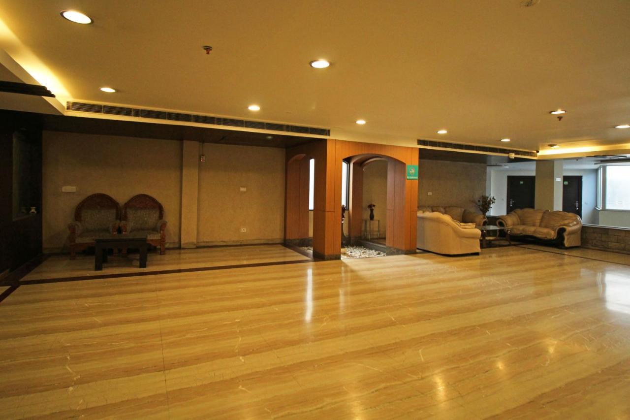 Capital O 7331 Hotel Downtown New Delhi Exterior photo